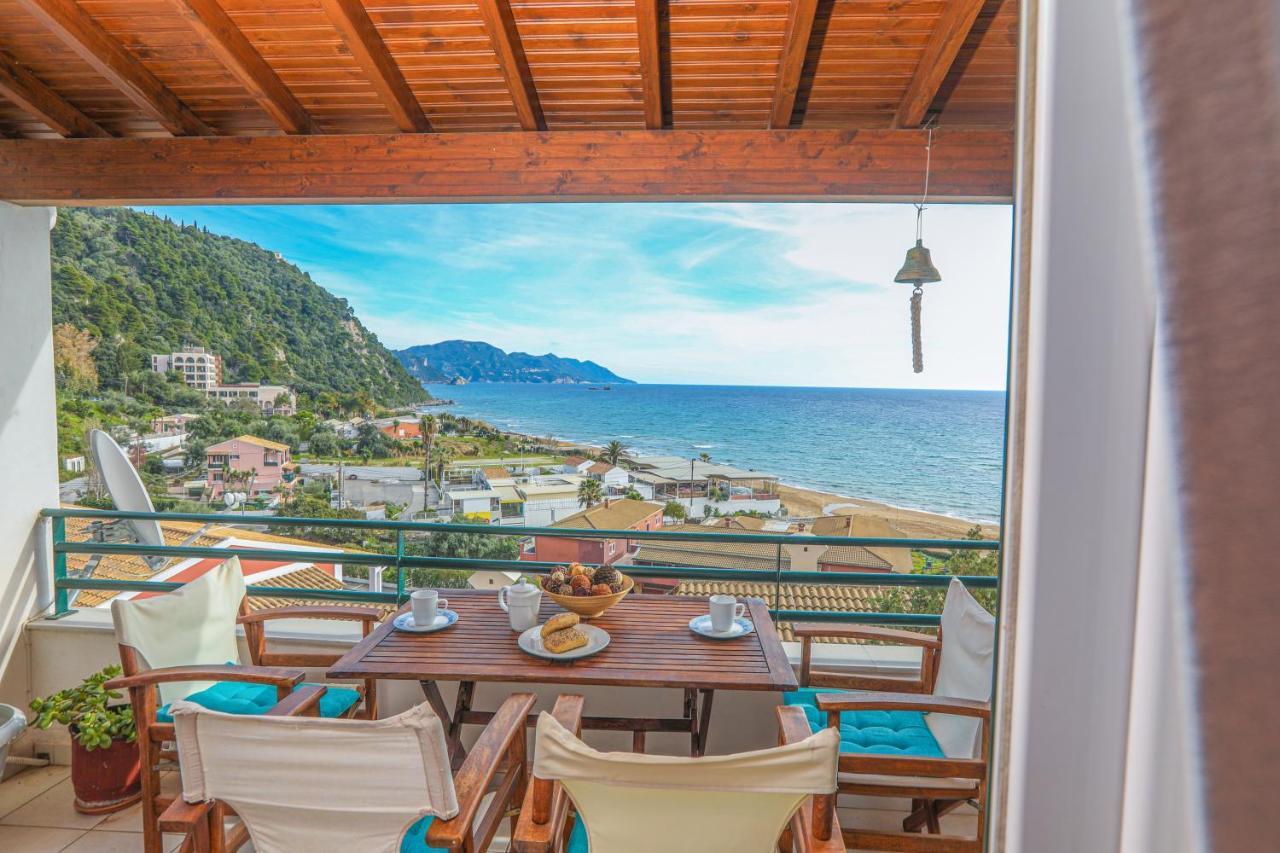 Suzanne'S Apartment Glyfada Menigos Resort 외부 사진
