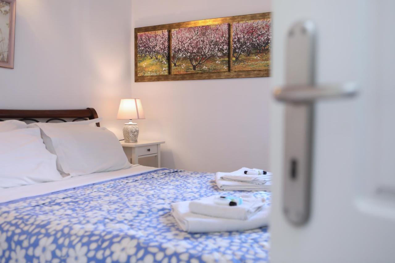 Suzanne'S Apartment Glyfada Menigos Resort 외부 사진