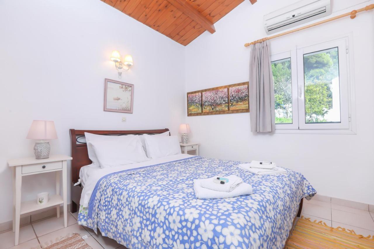 Suzanne'S Apartment Glyfada Menigos Resort 외부 사진